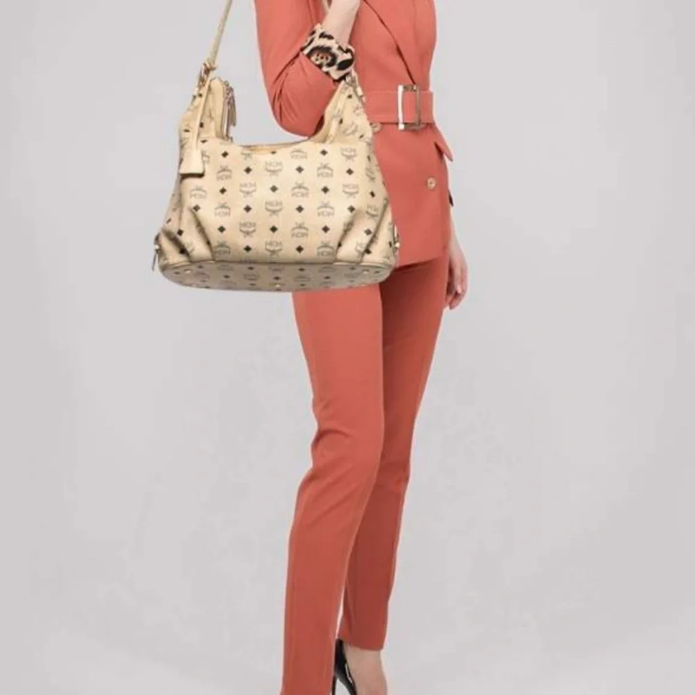 1813 MCM Tan Shoulder Bag